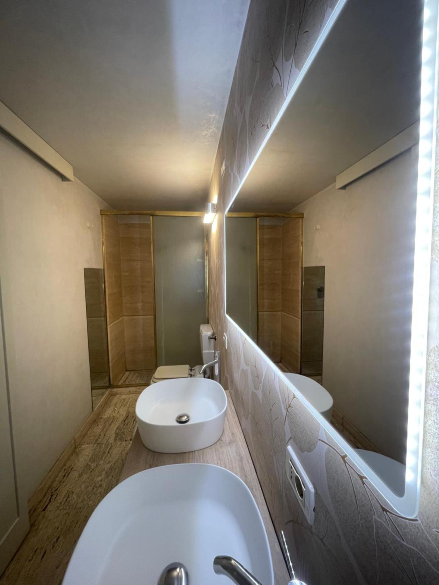 Lhe Sweet Apartment Чезена Экстерьер фото